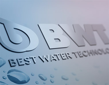 Компактный фильтр обезжелезивания и умягчения воды BWT Perla Silk Ecomix
